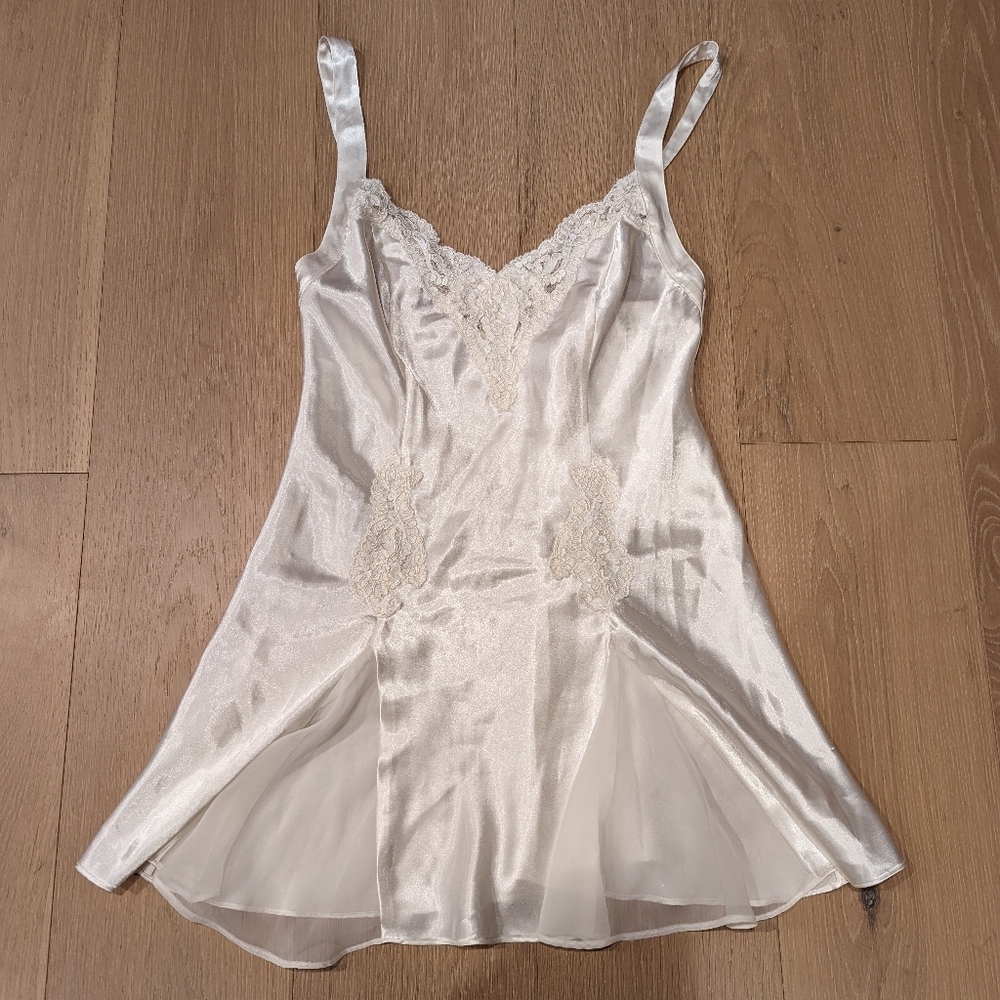 Y2K Elegant Cream Satin Chemise Fairycore